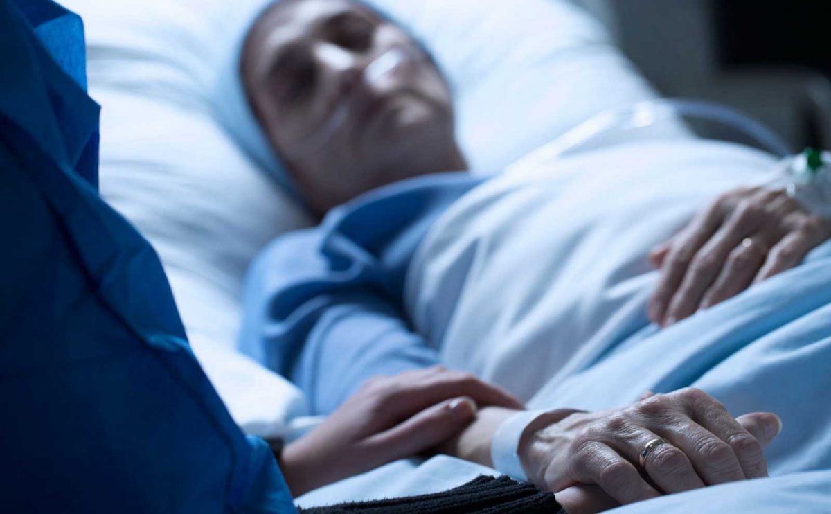 Noticia: El suicidio asistido ya es legal en Austria, la medida entró en vigor este 1 de enero El suicidio asistido ya es legal en Austria, la medida entró en vigor este 1 de enero