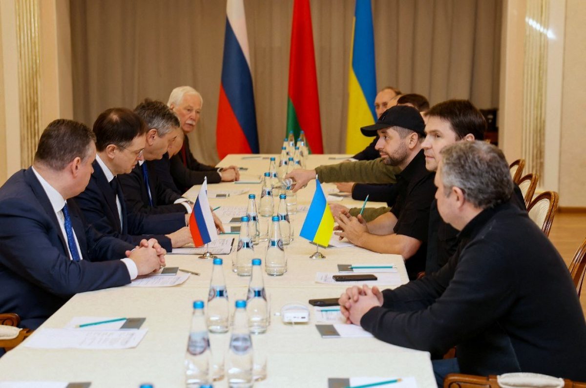 Noticia: Turquía afirmó que los negociadores de Rusia y Ucrania están “casi de acuerdo” en 4 de 6 asuntos del diálogo Turquía afirmó que los negociadores de Rusia y Ucrania están “casi de acuerdo” en 4 de 6 asuntos del diálogo
