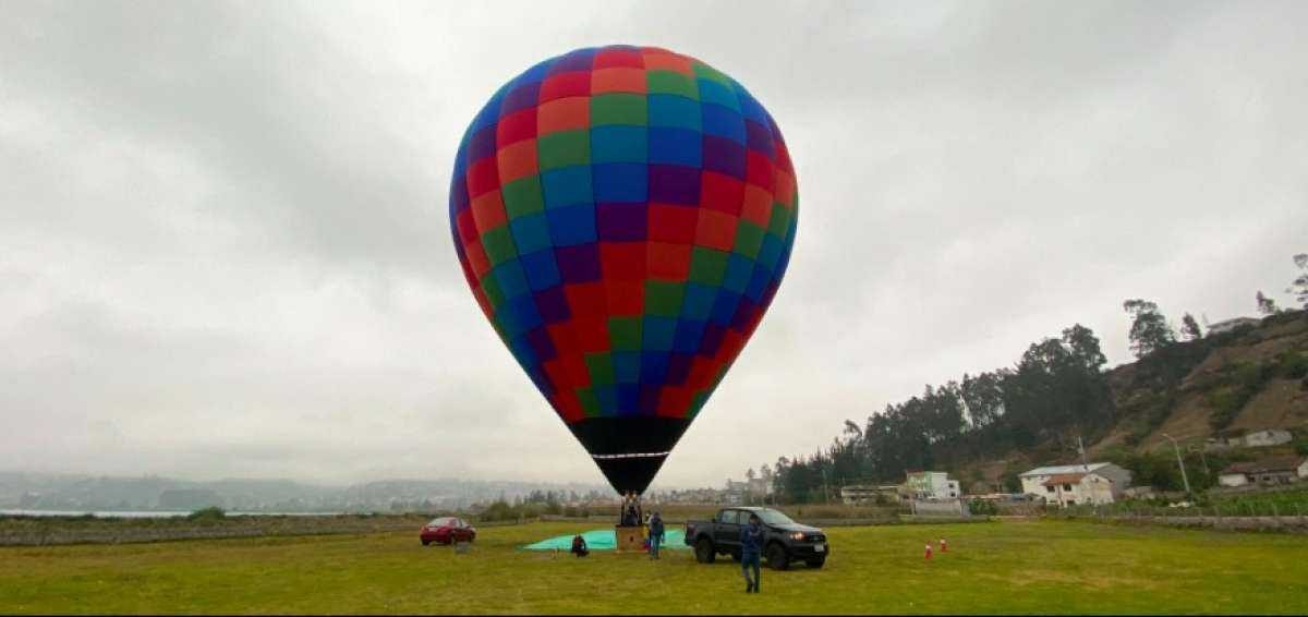 Noticia: Vuelos en globos aerostáticos, una iniciativa turística que se fomenta en Imbabura Vuelos en globos aerostáticos, una iniciativa turística que se fomenta en Imbabura