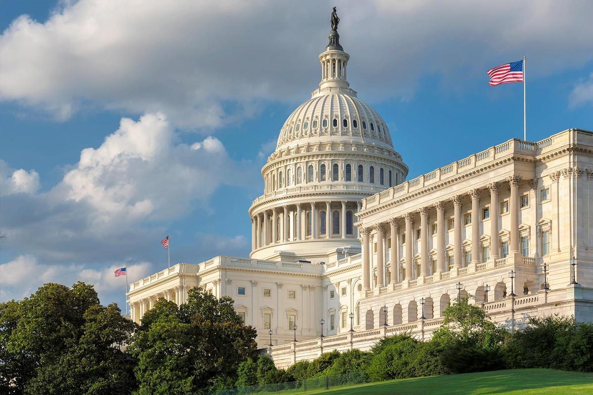 Noticia: Evacúan el Capitolio de Estados Unidos por probable amenaza Evacúan el Capitolio de Estados Unidos por probable amenaza
