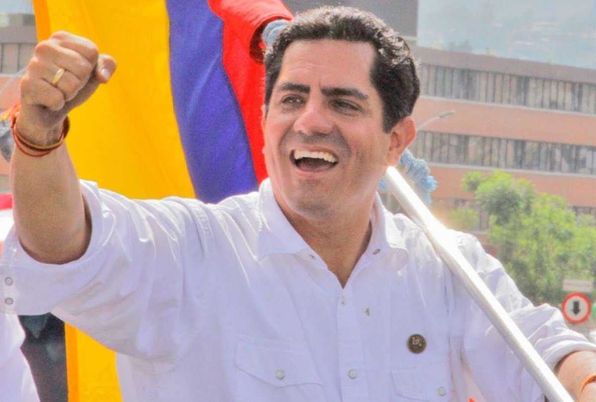 Noticia: Excandidato Xavier Hervas llama al diálogo a Guillermo Lasso Excandidato Xavier Hervas llama al diálogo a Guillermo Lasso