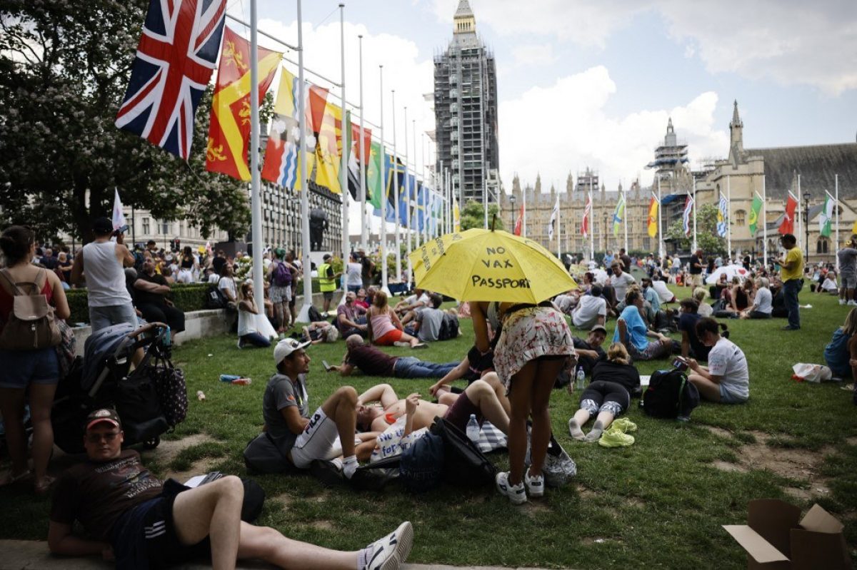 Noticia: Inglaterra levanta casi todas las restricciones por el covid-19 Inglaterra levanta casi todas las restricciones por el covid-19