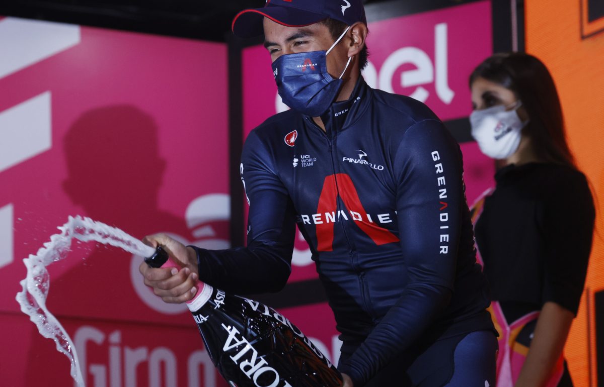 Noticia: "Hemos luchado todos los días": Narváez tras ganar 12ª etapa del Giro de Italia "Hemos luchado todos los días": Narváez tras ganar 12ª etapa del Giro de Italia