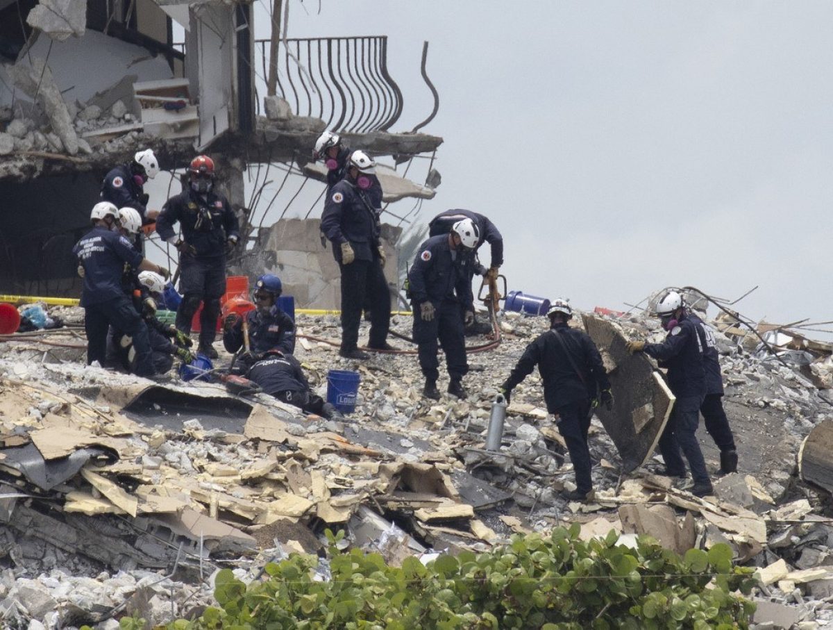 Noticia: Nueve muertos por colapso de edificio en EE.UU. Nueve muertos por colapso de edificio en EE.UU.