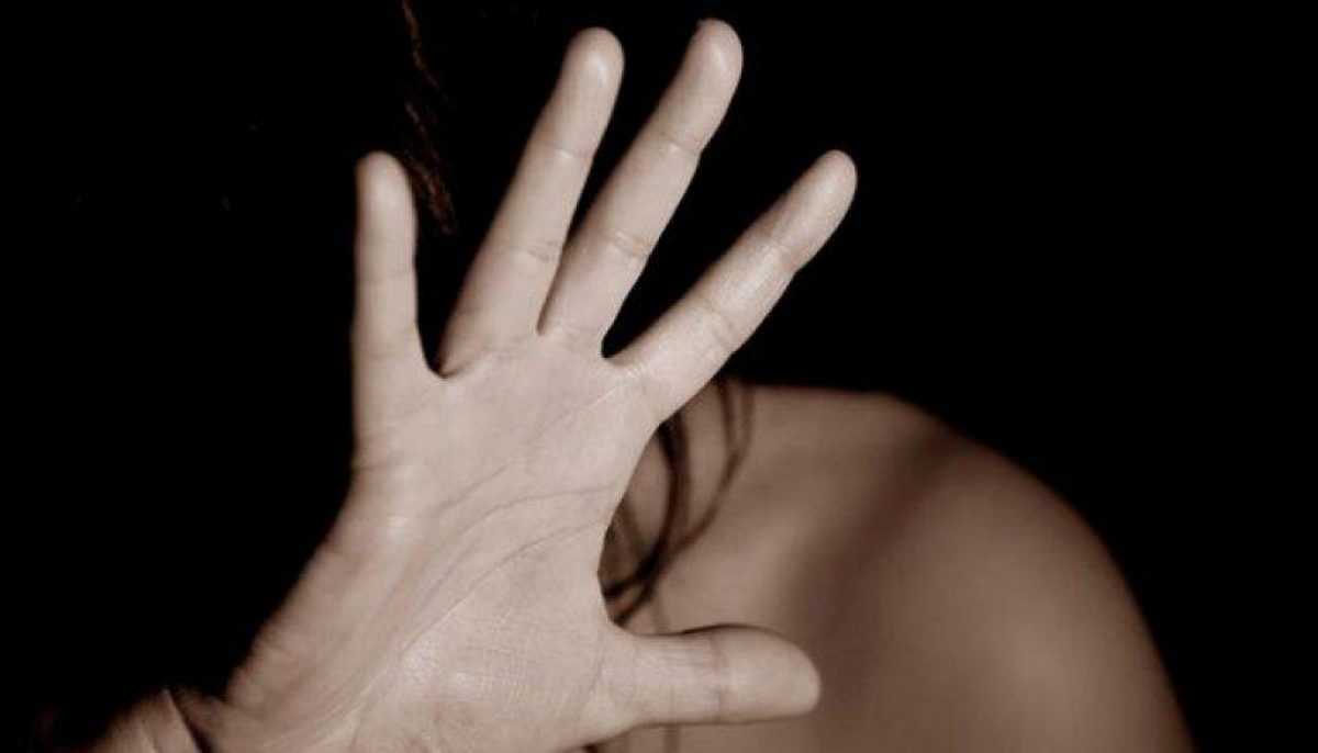 Noticia: Mantuvo a su pareja más de 20 años en cautiverio, amarrada y sometida a abusos Mantuvo a su pareja más de 20 años en cautiverio, amarrada y sometida a abusos