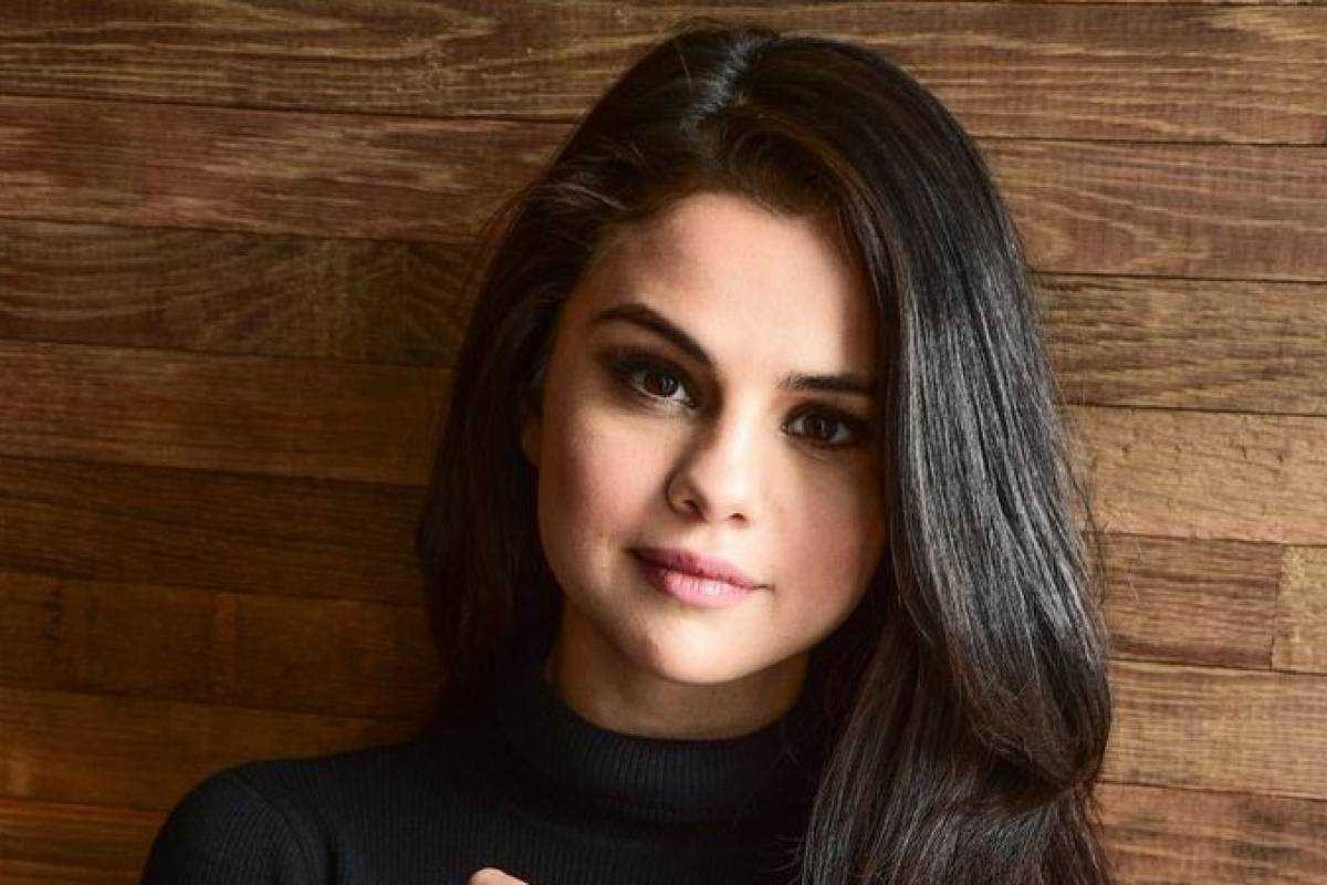 Noticia: Selena Gomez está pensando en retirarse de la música Selena Gomez está pensando en retirarse de la música