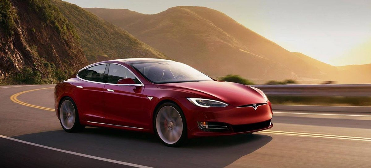 Noticia: Tesla anuncia que sus clientes pueden pagar con bitcóins Tesla anuncia que sus clientes pueden pagar con bitcóins