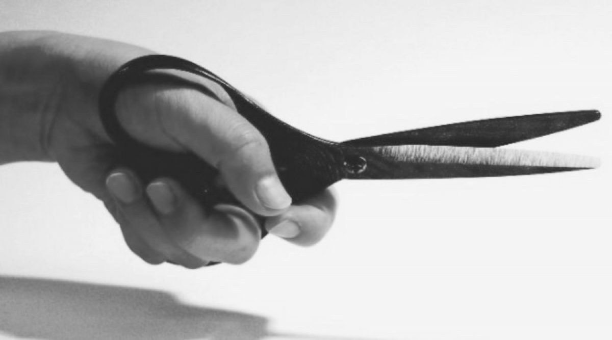 Noticia: Madre ataca a su pareja con una tijera tras sorprenderlo abusando de su hija Madre ataca a su pareja con una tijera tras sorprenderlo abusando de su hija