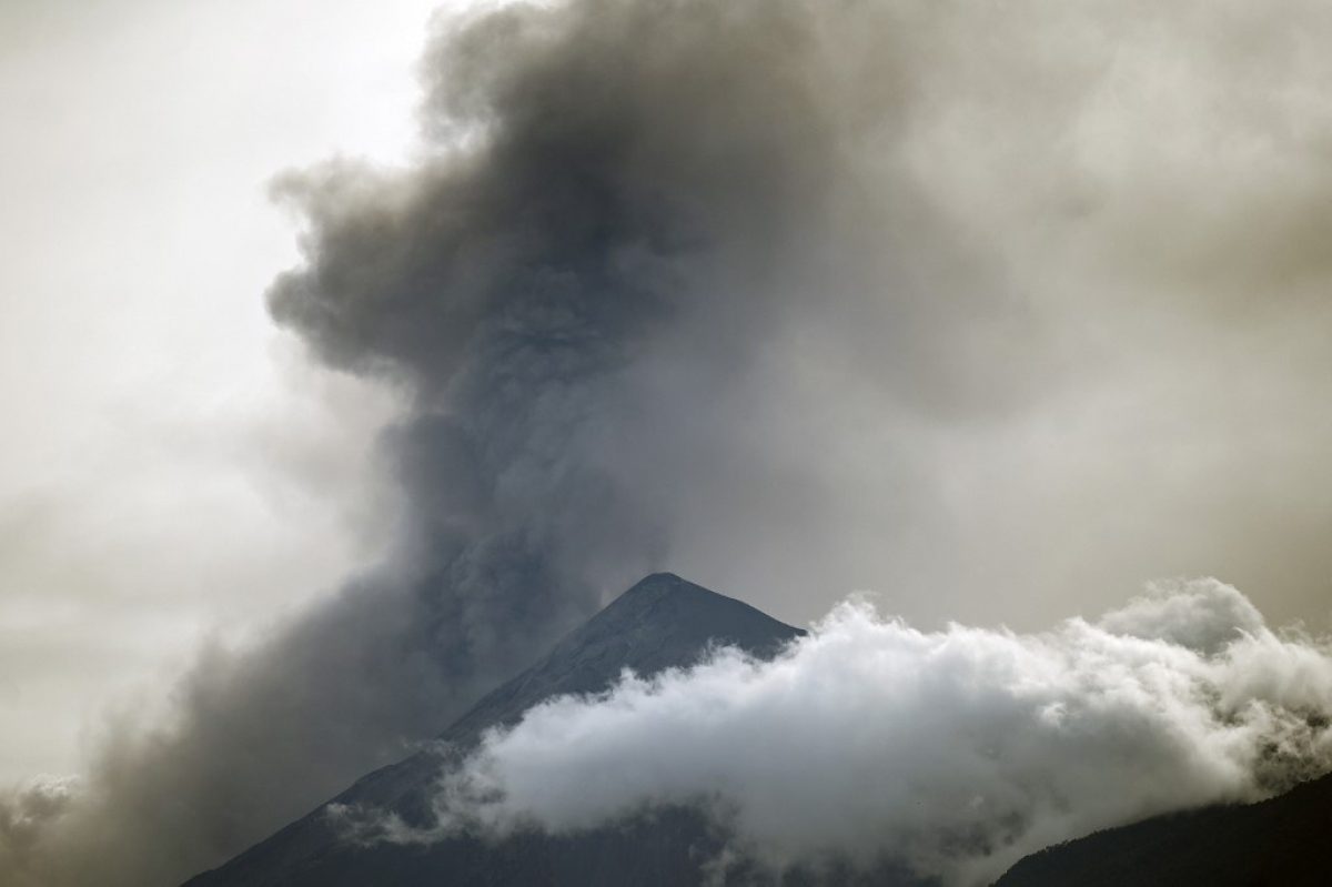 Noticia: El volcán de Fuego en Guatemala entra en erupción El volcán de Fuego en Guatemala entra en erupción