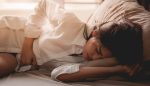 Noticia: La mujeres tendrán permiso de 8 horas al mes por dolor menstrual La mujeres tendrán permiso de 8 horas al mes por dolor menstrual