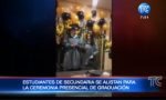 Estudiantes se alistan para graduaciones presenciales