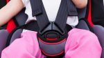 Niña de 3 años muere en un auto mientras su mamá cuidaba plantas de cannabis