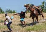 EE.UU. deja de usar caballos en la operaciones con migrantes en la frontera