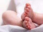 Abandonó a su bebé en un taxi mientras iba a "comprar leche"