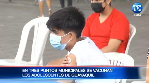 Al menos 200.000 adolescentes han sido vacunados en el Ecuador