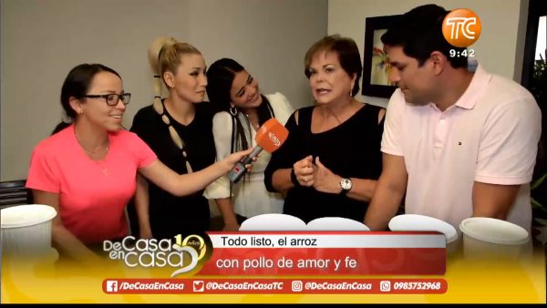 'De Casa en Casa' hizo una cena para quienes mantienen la esperanza afuera de un hospital
