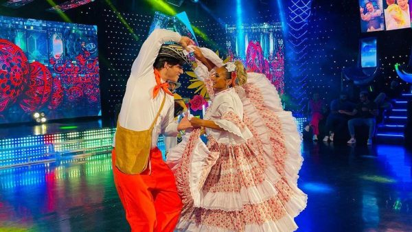 Presentación de Felipe Carrera - Ronda Cumbia