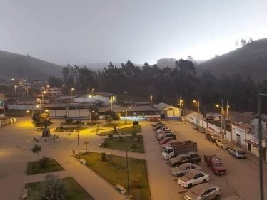 Se registra la caída de ceniza del volcán Sangay en Guamote y Riomamba
