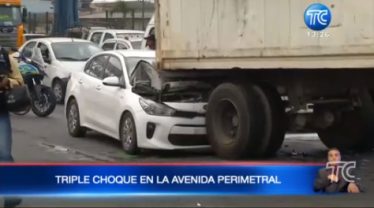 Triple accidente de tránsito en el sur de Guayaquil