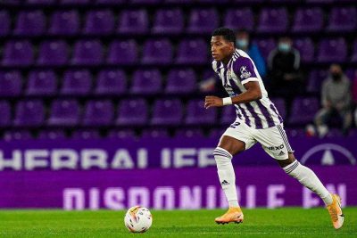 Imagen de Gonzalo Plata se estrenó con su primer gol en la victoria del Valladolid ante el Gijón