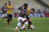 Noticia: Barcelona empató 2x2 ante Fluminense en Brasil Barcelona empató 2x2 ante Fluminense en Brasil
