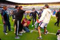 Noticia: Se registran al menos 17 muertos en un partido de fútbol entre Querétaro y Atlas Se registran al menos 17 muertos en un partido de fútbol entre Querétaro y Atlas