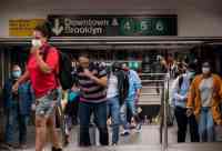 Noticia: Nueva York pide volver a usar mascarilla en público ante repunte de covid-19 Nueva York pide volver a usar mascarilla en público ante repunte de covid-19