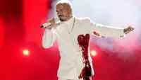 Noticia: VIDEO | J Balvin quedó manchado de sangre en su presentación en los Grammys Latinos VIDEO | J Balvin quedó manchado de sangre en su presentación en los Grammys Latinos