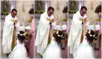 Noticia: VIDEO | Niña le chocó la mano a un sacerdote cuando iba a ser bendecida y se volvió viral VIDEO | Niña le chocó la mano a un sacerdote cuando iba a ser bendecida y se volvió viral