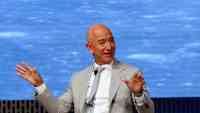 Noticia: Jeff Bezos deja el cargo de director general de Amazon tras 27 años Jeff Bezos deja el cargo de director general de Amazon tras 27 años