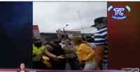 Noticia: VIDEO | Disputa territorial para trabajar, entre taxistas formales e informales en Guayaquil VIDEO | Disputa territorial para trabajar, entre taxistas formales e informales en Guayaquil