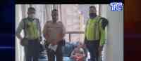 Noticia: VIDEO | Niño abandonado fue rescatado por la Policía Metropolitana en Quito VIDEO | Niño abandonado fue rescatado por la Policía Metropolitana en Quito