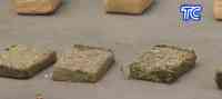 Noticia: VIDEO | Decenas de kilos de droga fueron decomisadas en un vehículo: Quedan cuatro detenidos VIDEO | Decenas de kilos de droga fueron decomisadas en un vehículo: Quedan cuatro detenidos