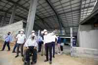 Noticia: El presidente Moreno recorrió los trabajos de rehabilitación del aeropuerto de Manta El presidente Moreno recorrió los trabajos de rehabilitación del aeropuerto de Manta