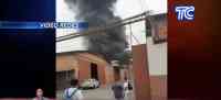 Noticia: EN VIVO | Se reportó incendio en un complejo de bodegas al norte de Guayaquil EN VIVO | Se reportó incendio en un complejo de bodegas al norte de Guayaquil