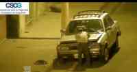 Noticia: VIDEO | Cámaras de "ojo de águila" captó a un hombre robándose la batería de un carro VIDEO | Cámaras de "ojo de águila" captó a un hombre robándose la batería de un carro