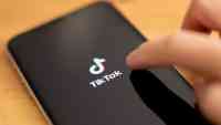 Noticia: TikTok se enfrenta a una posible demanda de una adolescente de 12 años TikTok se enfrenta a una posible demanda de una adolescente de 12 años