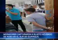 Noticia: VIDEO | Insultan y golpean contra un poste a presunto ladrón VIDEO | Insultan y golpean contra un poste a presunto ladrón