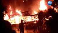 Noticia: Dos incendios consumen varias casas en la provincia de Manabí Dos incendios consumen varias casas en la provincia de Manabí