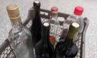 Noticia: Al menos 25 muertos en India por beber alcohol tóxico Al menos 25 muertos en India por beber alcohol tóxico