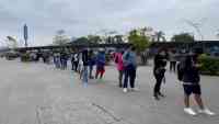 Noticia: Guayaquil: Malestar y quejas por filas largas para acceder a una PCR gratis Guayaquil: Malestar y quejas por filas largas para acceder a una PCR gratis