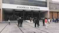 Noticia: Reportan supuesta amenaza de bomba en la Asamblea: funcionarios y personal fueron evacuados Reportan supuesta amenaza de bomba en la Asamblea: funcionarios y personal fueron evacuados