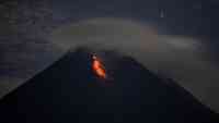 Noticia: VIDEO | Erupciona volcán en Indonesia VIDEO | Erupciona volcán en Indonesia