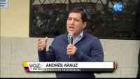 Noticia: El candidato presidencial Andrés Arauz acompañó a una comerciante a sufragar en Quito El candidato presidencial Andrés Arauz acompañó a una comerciante a sufragar en Quito