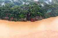Noticia: FOTOS: Inundaciones en China amenazan a gigantesca estatua de Buda FOTOS: Inundaciones en China amenazan a gigantesca estatua de Buda