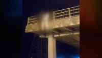 Noticia: Hombre fue decapitado y luego colgado en un puente peatonal de la Troncal Hombre fue decapitado y luego colgado en un puente peatonal de la Troncal