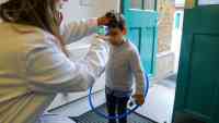 Noticia: OMS: "La nueva cepa de coronavirus parece ser más transmisible en jóvenes y niños" OMS: "La nueva cepa de coronavirus parece ser más transmisible en jóvenes y niños"