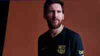 Noticia: FOTOS | La camiseta del FC Barcelona ya está a la venta FOTOS | La camiseta del FC Barcelona ya está a la venta