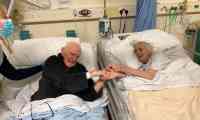 Noticia: Pareja de ancianos que tenía 70 años juntos se despide antes de morir por Covid-19 Pareja de ancianos que tenía 70 años juntos se despide antes de morir por Covid-19
