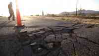 Noticia: Un enjambre de terremotos en California hace temer la llegada de uno más potente en los próximos días Un enjambre de terremotos en California hace temer la llegada de uno más potente en los próximos días